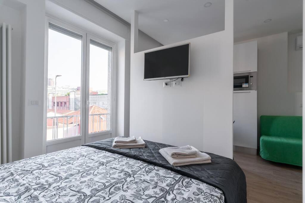 Cimiano Suite 22, New Apartment Milan Bagian luar foto